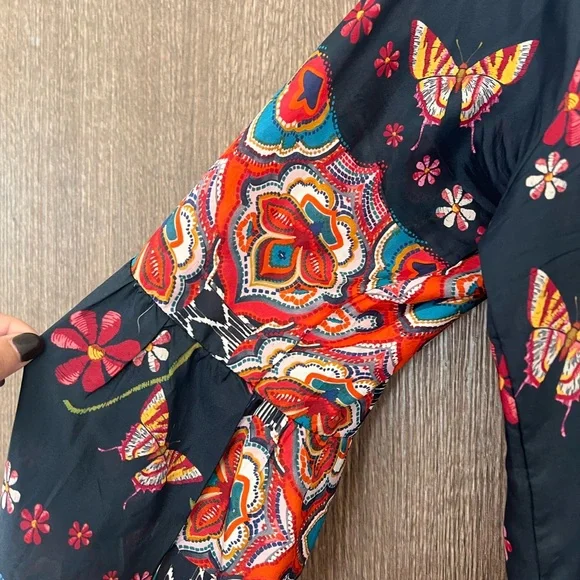 Johnny Was Multicolor Floral Blouse - Picture 3 of 9